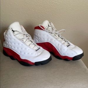 Air Jordan 13 - White & True Red